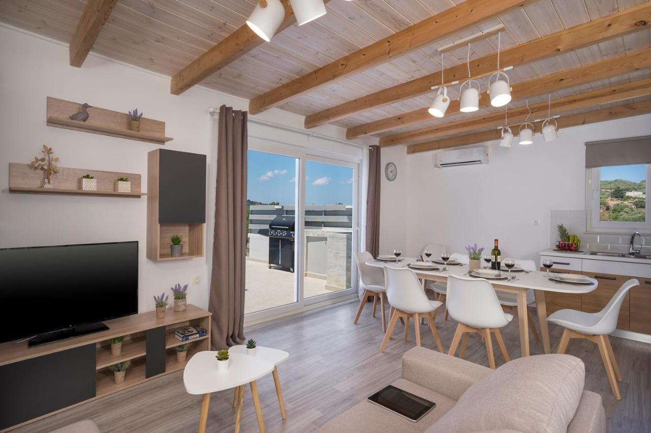 B&M Villas Metochi Siriliou Exterior photo